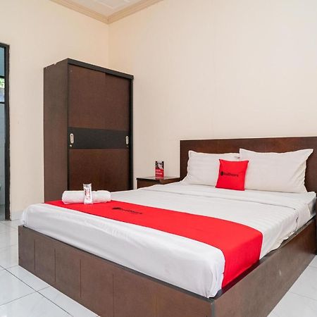 Reddoorz @ Wisma Pangrango Palangkaraya Esterno foto