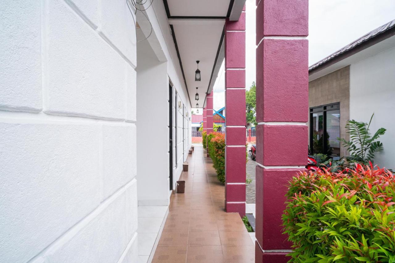 Reddoorz @ Wisma Pangrango Palangkaraya Esterno foto